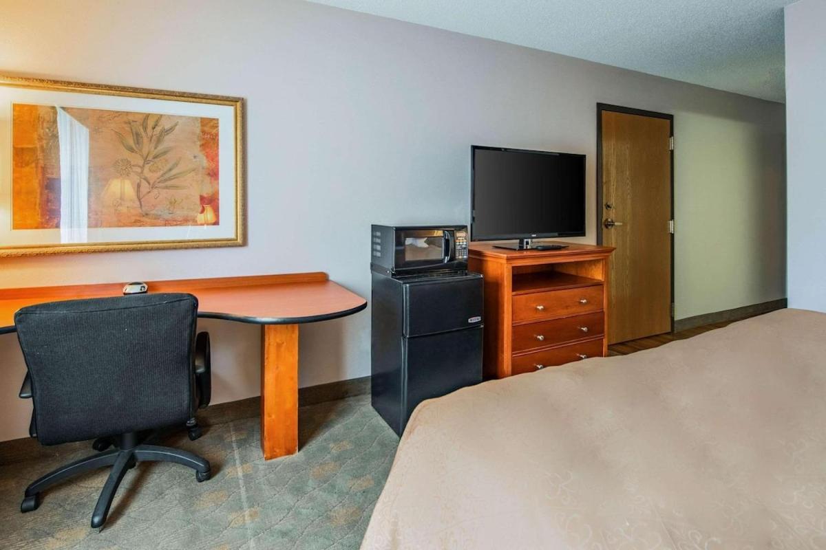 Royal Inn Suites Huntington Eksteriør billede