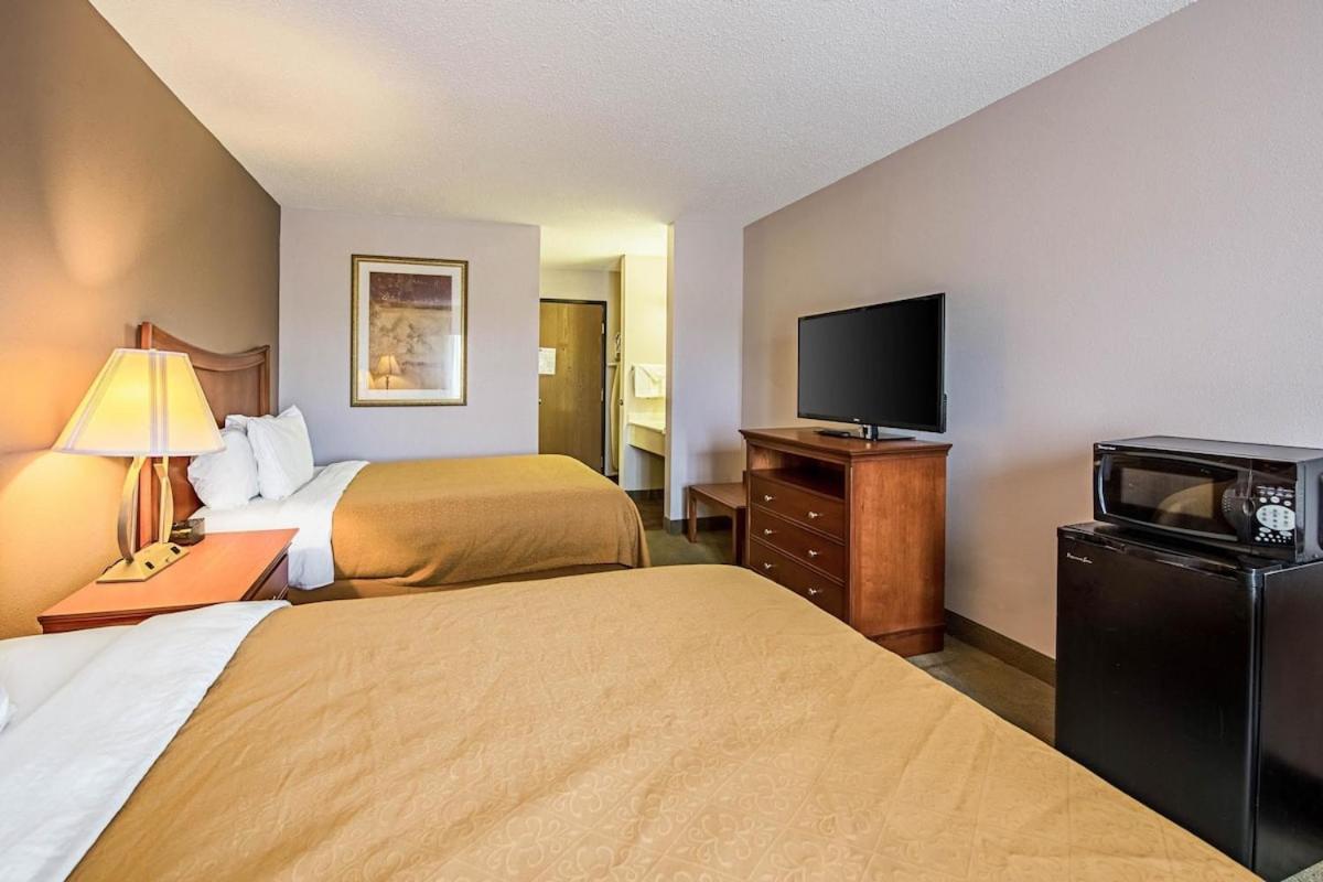 Royal Inn Suites Huntington Eksteriør billede