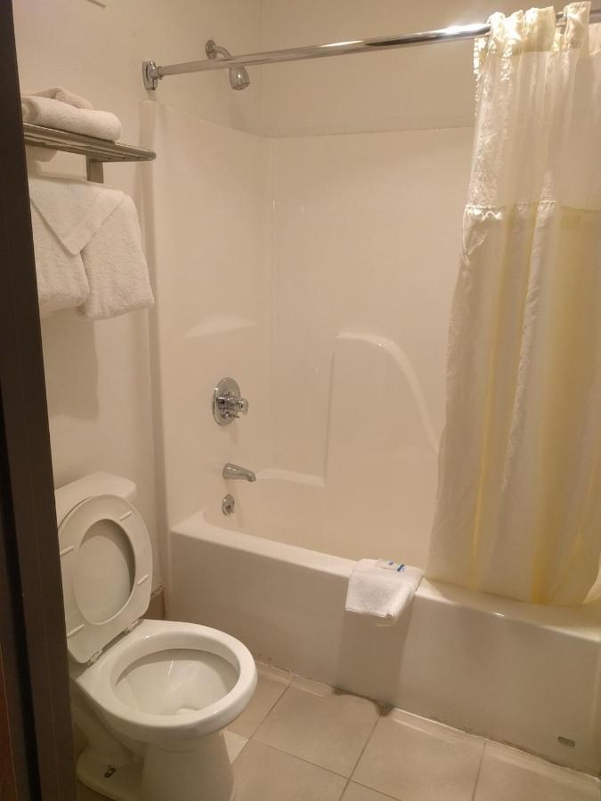 Royal Inn Suites Huntington Eksteriør billede